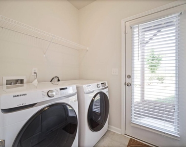 1595 Ridgebrook Down - Photo Thumbnail 28