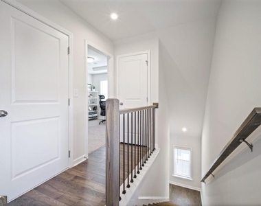 1595 Ridgebrook Down - Photo Thumbnail 15
