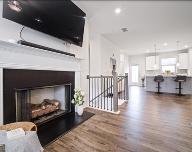1595 Ridgebrook Down - Photo Thumbnail 8