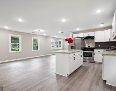 3583 Steinhauer Road - Photo Thumbnail 6