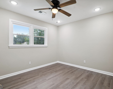3583 Steinhauer Road - Photo Thumbnail 13