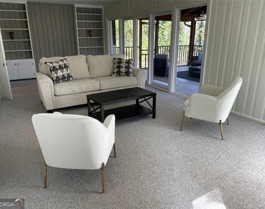 370 Herrington Drive Ne - Photo Thumbnail 18