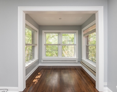 312-20 Lee St - Photo Thumbnail 13