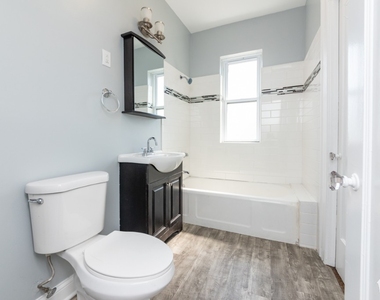 312-20 Lee St - Photo Thumbnail 11