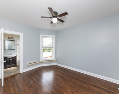 312-20 Lee St - Photo Thumbnail 8
