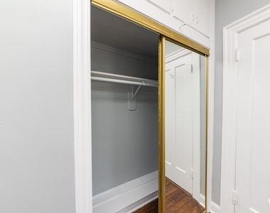 312-20 Lee St - Photo Thumbnail 6
