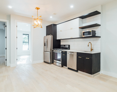86 Clinton Ave - Photo Thumbnail 17