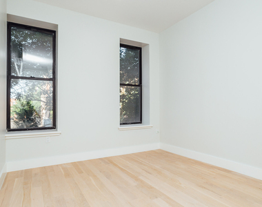 86 Clinton Ave - Photo Thumbnail 11