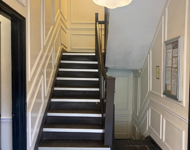 358 West 51st Street Room CE - Photo Thumbnail 4