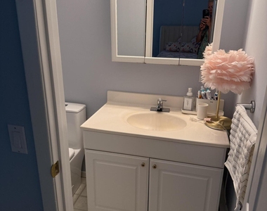 704 Dow Avenue - Photo Thumbnail 11