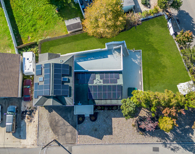 101 Clearwater Drive - Photo Thumbnail 37