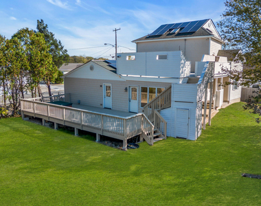 101 Clearwater Drive - Photo Thumbnail 35