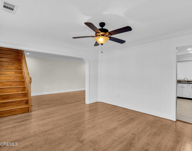 101 Clearwater Drive - Photo Thumbnail 5