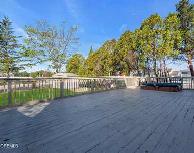 101 Clearwater Drive - Photo Thumbnail 33