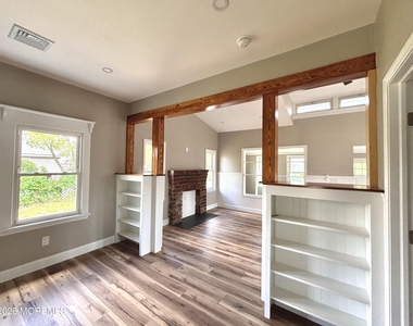 408 Forepeak Avenue - Photo Thumbnail 18
