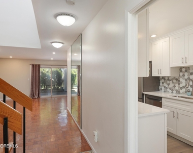 2 Elizabeth Court - Photo Thumbnail 8