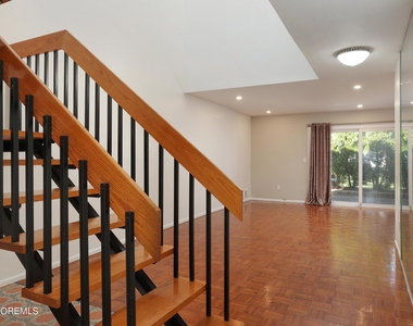 2 Elizabeth Court - Photo Thumbnail 13