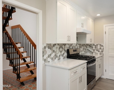 2 Elizabeth Court - Photo Thumbnail 7