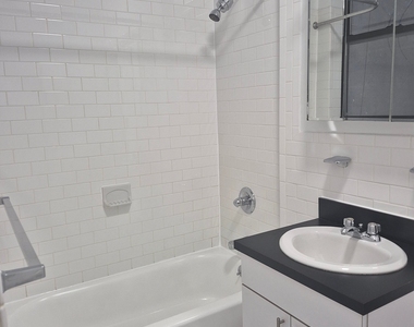East 89th Street - Photo Thumbnail 7