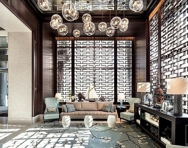 10th Avenue - Photo Thumbnail 11