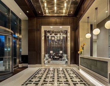 10th Avenue - Photo Thumbnail 13
