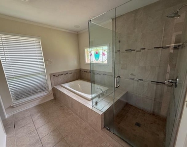 6408 Missy Drive - Photo Thumbnail 3