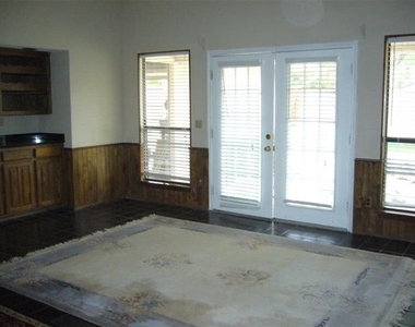 6408 Missy Drive - Photo Thumbnail 15