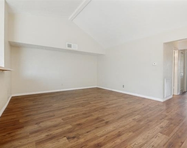 7305 Pineberry Road - Photo Thumbnail 3