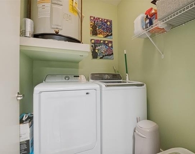 7305 Pineberry Road - Photo Thumbnail 20