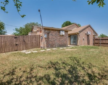 7305 Pineberry Road - Photo Thumbnail 23