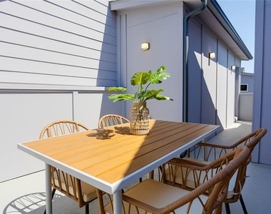 2805 Weisenberger Street - Photo Thumbnail 32