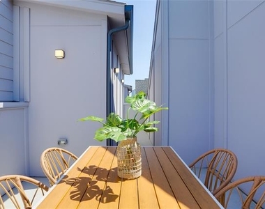 2805 Weisenberger Street - Photo Thumbnail 33