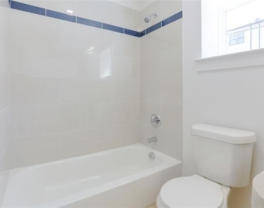 2805 Weisenberger Street - Photo Thumbnail 30