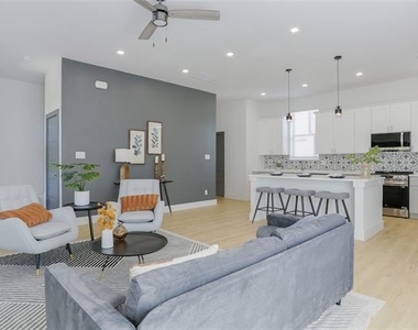 2805 Weisenberger Street - Photo Thumbnail 8