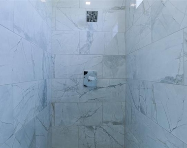 2805 Weisenberger Street - Photo Thumbnail 22
