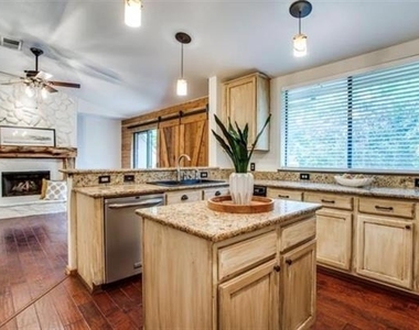 2032 Signal Ridge Place - Photo Thumbnail 4