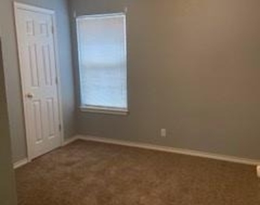 1350 Princeton Street - Photo Thumbnail 14