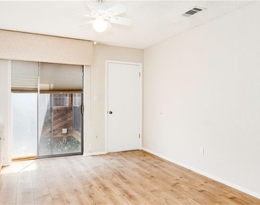 616 Placid Circle - Photo Thumbnail 30