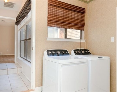 616 Placid Circle - Photo Thumbnail 31