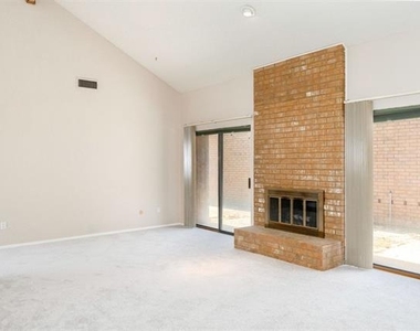 616 Placid Circle - Photo Thumbnail 8