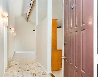 616 Placid Circle - Photo Thumbnail 5