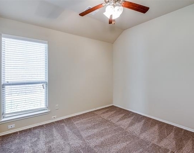 9908 Pronghorn Road - Photo Thumbnail 13