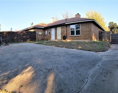 2925 Timothy Lane - Photo Thumbnail 17