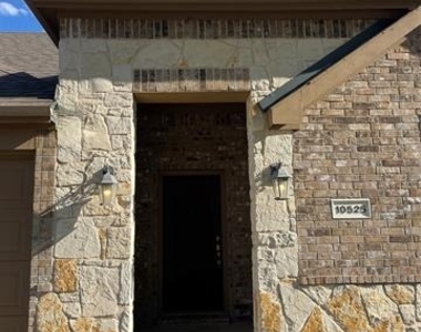 10525 Flat Creek Trail - Photo Thumbnail 2