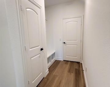 4349 Noble Lane - Photo Thumbnail 24