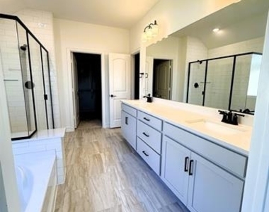 4349 Noble Lane - Photo Thumbnail 12
