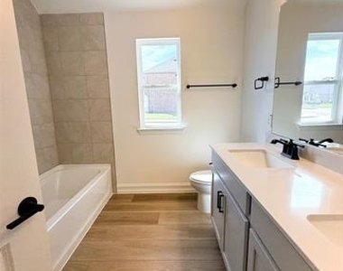 4349 Noble Lane - Photo Thumbnail 18