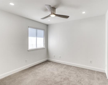 3924 Dalston Lane - Photo Thumbnail 25