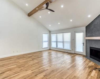 3924 Dalston Lane - Photo Thumbnail 9