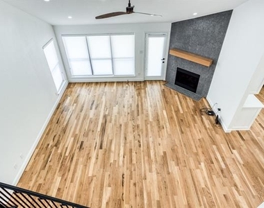 3924 Dalston Lane - Photo Thumbnail 24